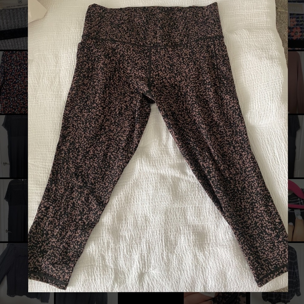 Athleta Salutation Stash Pocket Tight